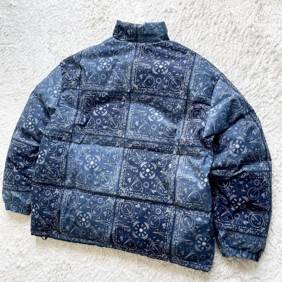 LEVI’S ダウンジャケット L バンダナ柄