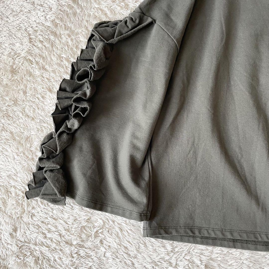 ステファノモルタリ 美品 フリルスリーブスウェット 40 カーキ