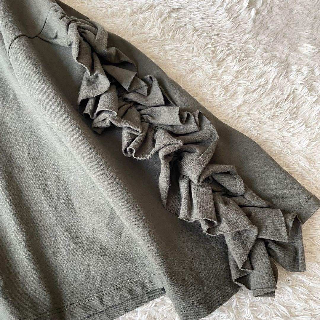 ステファノモルタリ 美品 フリルスリーブスウェット 40 カーキ