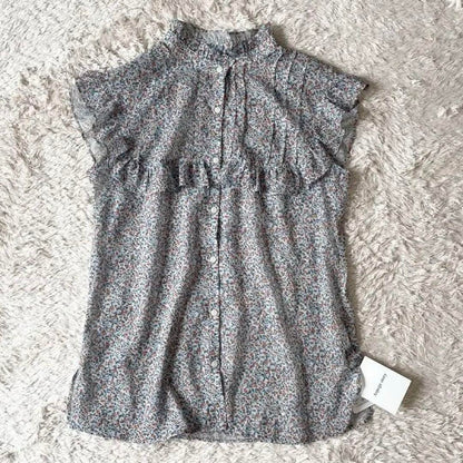 JUSGLITTY 新品タグ付 フリルネックシアーブラウス 小花柄