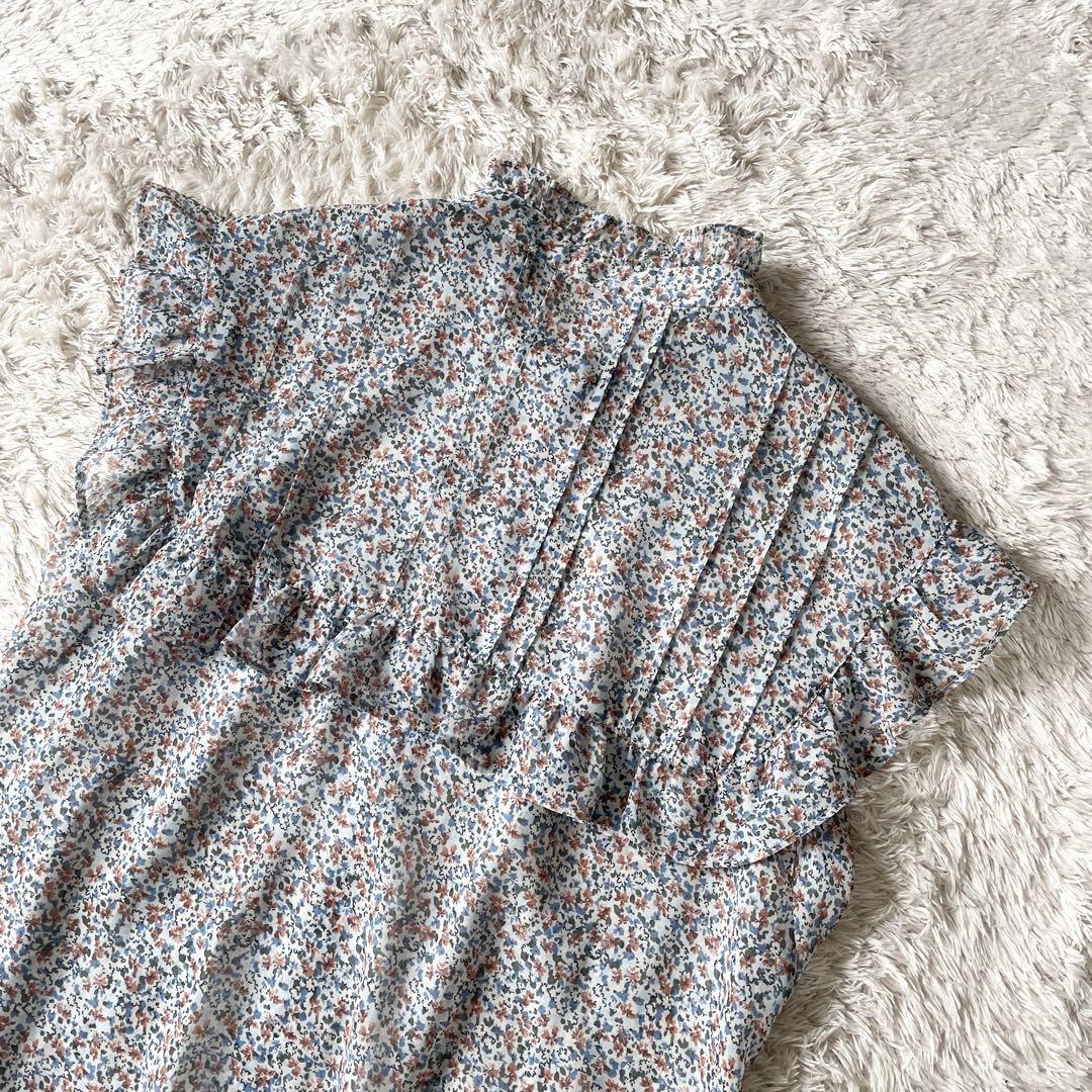 JUSGLITTY 新品タグ付 フリルネックシアーブラウス 小花柄