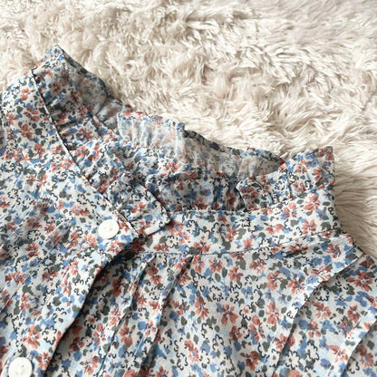 JUSGLITTY 新品タグ付 フリルネックシアーブラウス 小花柄