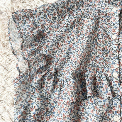 JUSGLITTY 新品タグ付 フリルネックシアーブラウス 小花柄