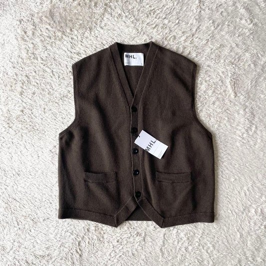 エムエイチエル 新品タグ付 MHL FELTED WOOL VEST 茶 L
